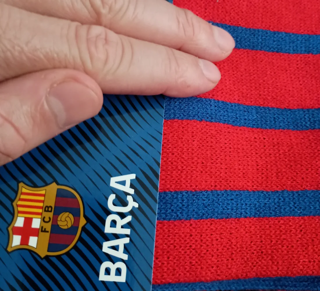FC Barcelona Scarf Football Soccer Barça Fringes Official Licensed - Image 5